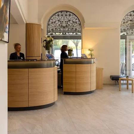 Otel Cristal &