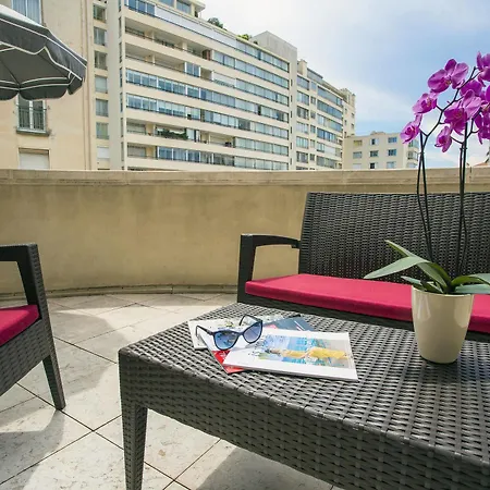 Cristal & Otel Cannes