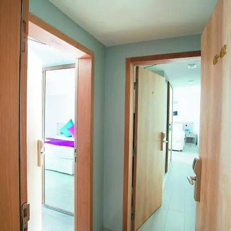 Cristal & Готель 4*